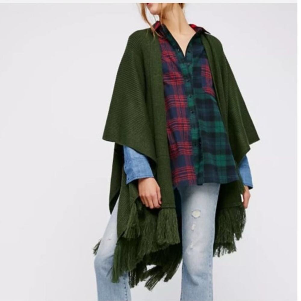 Free People Solstice ribbed fringe kimono poncho cardigan size OS